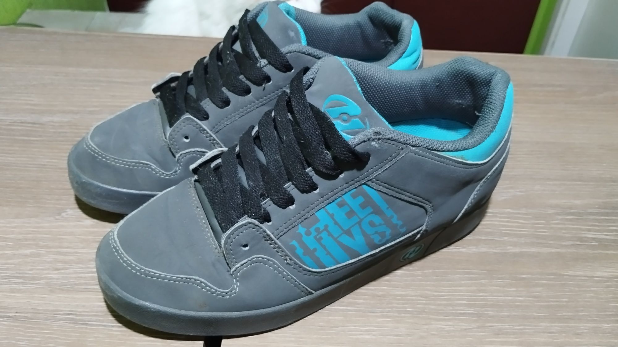 PUMA FENTY BY RIHANNA (39) - Кецове Heelys с колелца - 38 размер