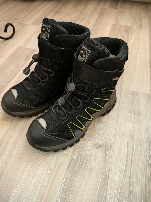 Зимние ботинки мужские