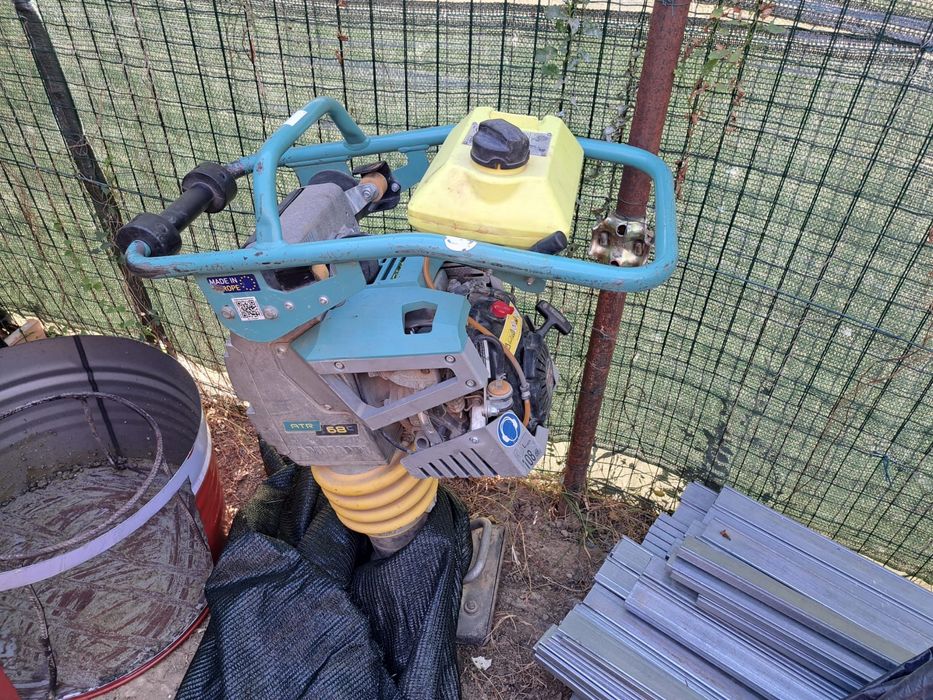 Compactor pământ Ammann ATR 68 C – 68 kg, motor 2.2 kW
