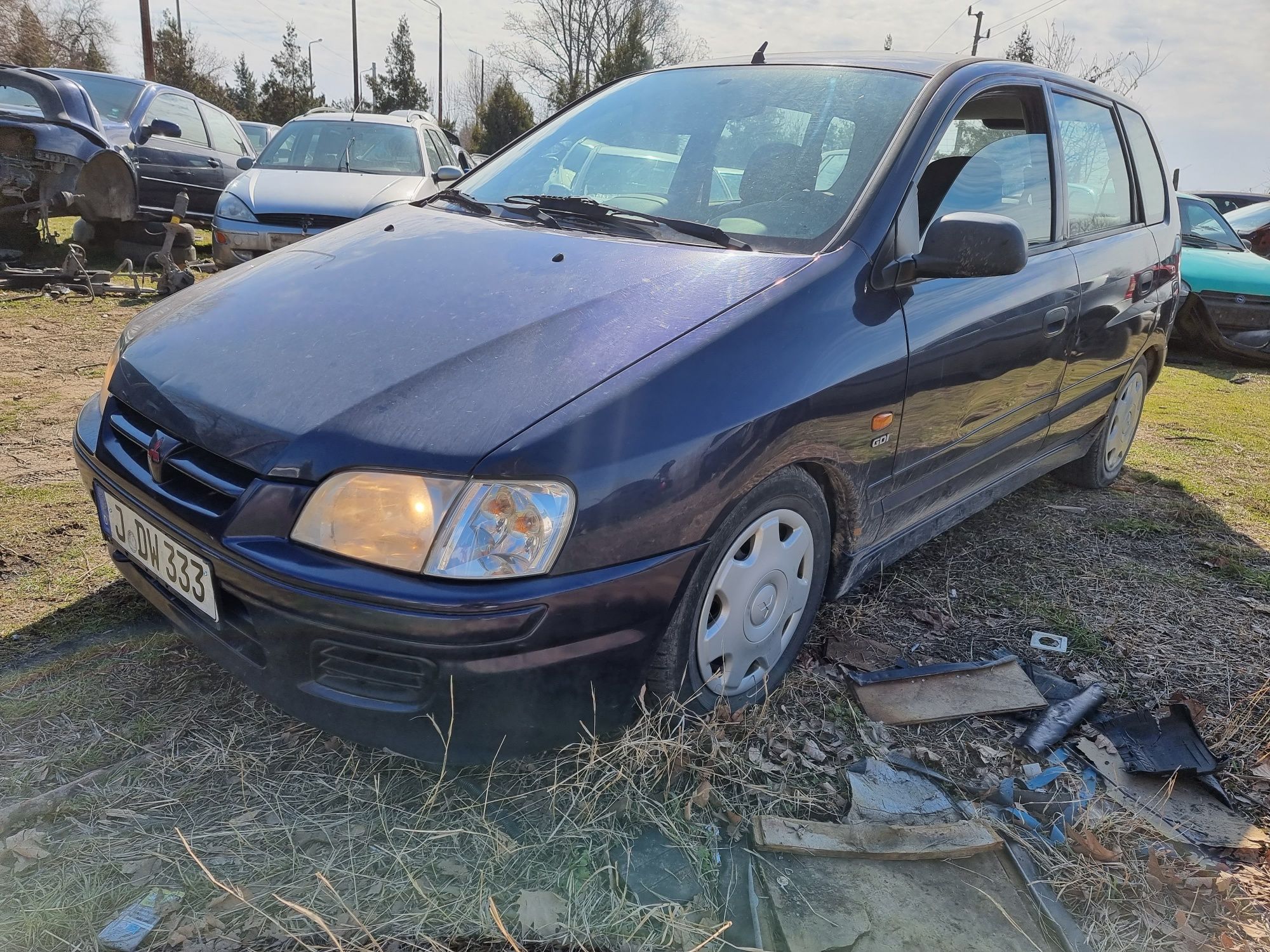 ️mitsubishi space star 1.8GDI  бензин 2000 г   само на части