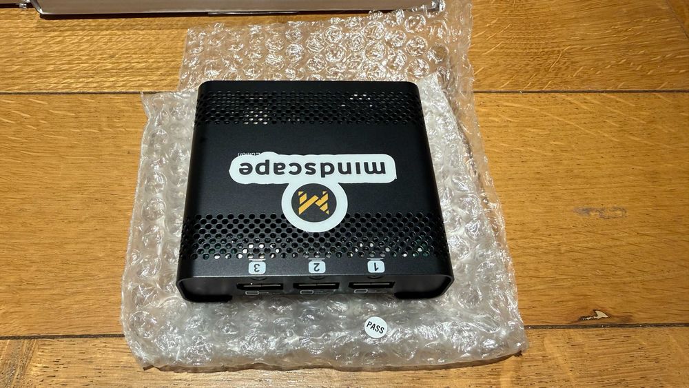 Set 3x Matrox TripleHead2Go (DP + Digital) - Soluție Multi-Monitor Pro