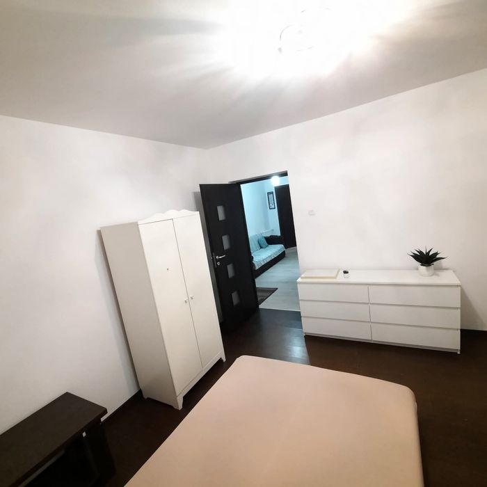 Inchiriez apartament in regim hotelier 2 camere