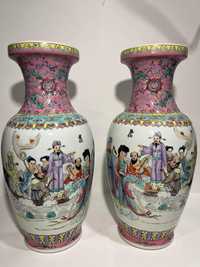 Двойка големи, китайски, порцеланови вази Qianlong Famille Rose Mand