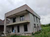 Casa la semifinisaj