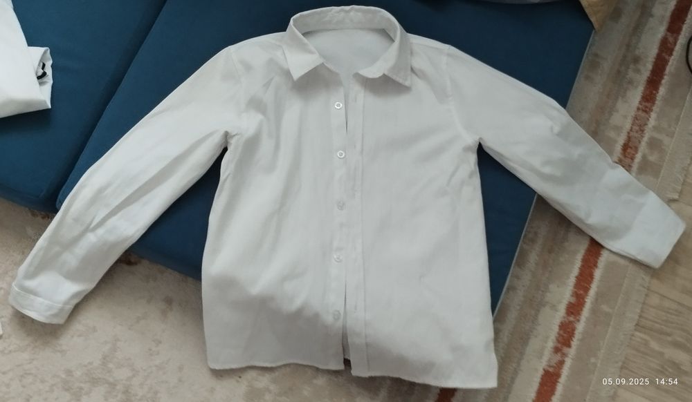 Продам одежду для мальчика 12-13 лет