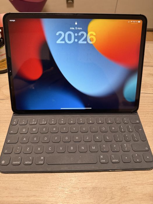 Ipad Pro 11 Inch Wifi+Cellular 64 GB,impecabila (ofer si tastatura)