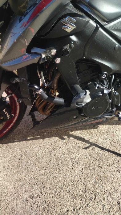 Suzuki gsx 1000 an 2020 avariat