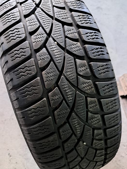 4 anvelope iarnă 215 60 r17 Dunlop