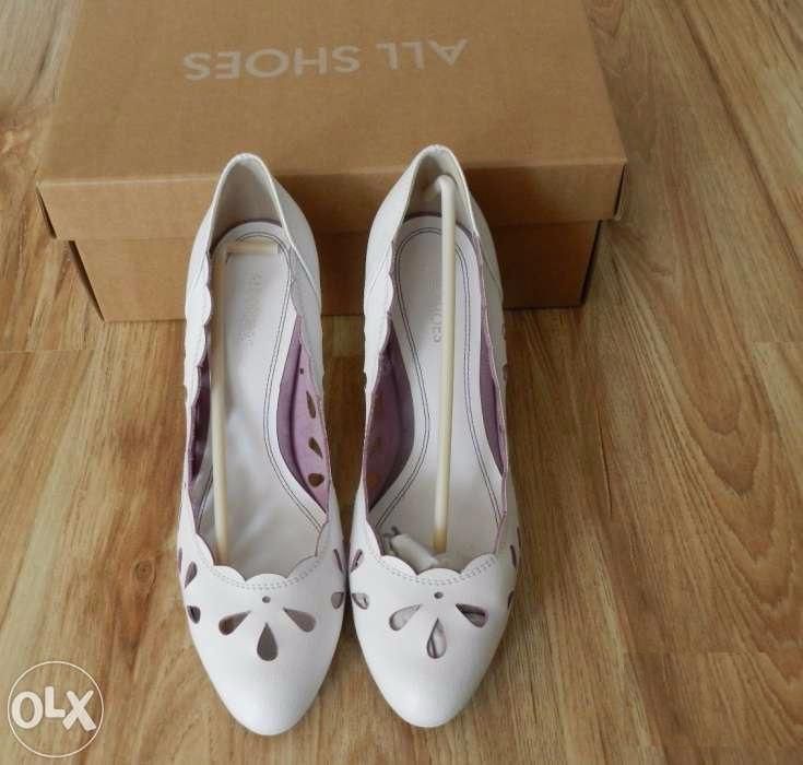 Pantofi albi piele naturala, pentru mireasa marimea 39 (40)