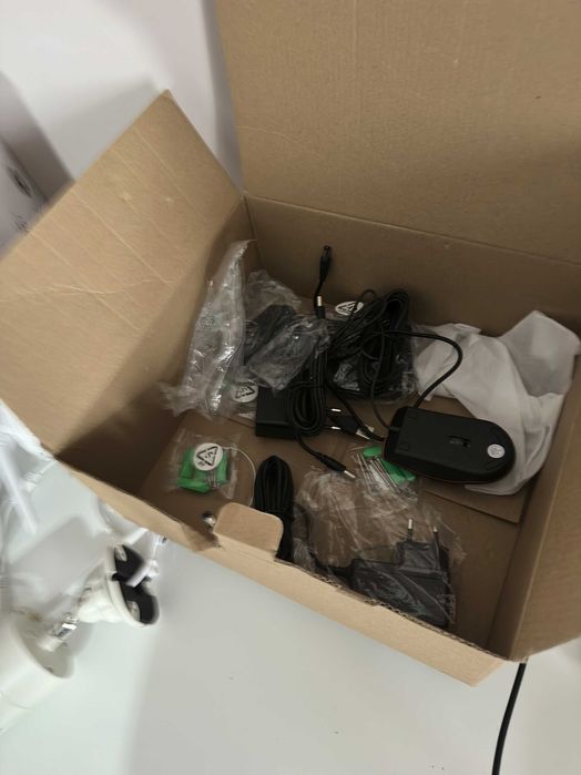 Kit camere supraveghere Daewoo NVR 504 Wireless