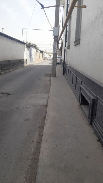 Yol yuzidan 2sotix 100 000 $