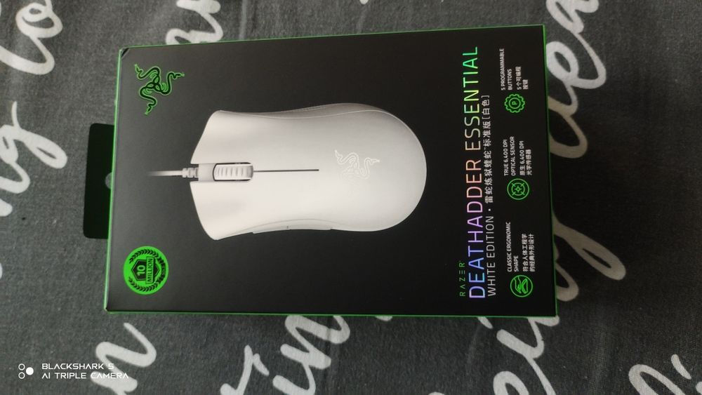 Мышька Razer DeathAdder Essential