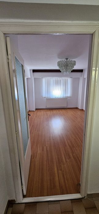 Apartament 3 camere, dec, 67 mp, Et. 4, Str. Pietei, Bl. 30, Zona Pod