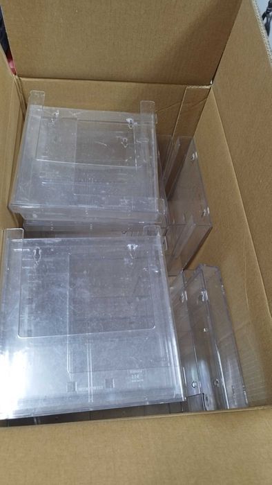 Плексигласови кутии- поставки стенни за брошури - флаери 23,5/25/3,5см