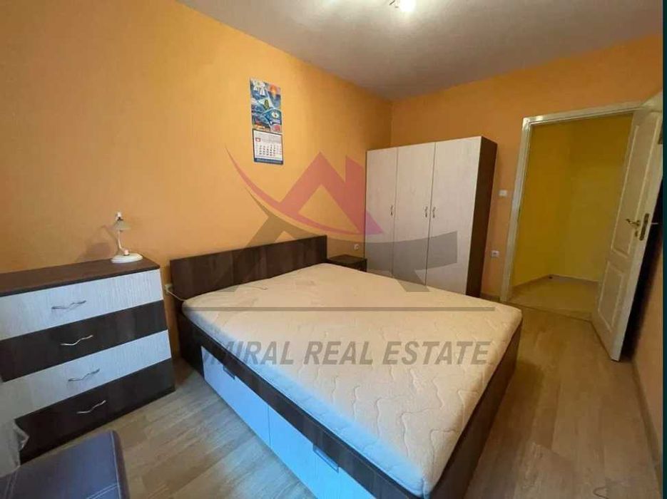 Дава се под наем Двустаен апартамент в Варна, Левски - 65 кв.м за 400 € - Снимка #2