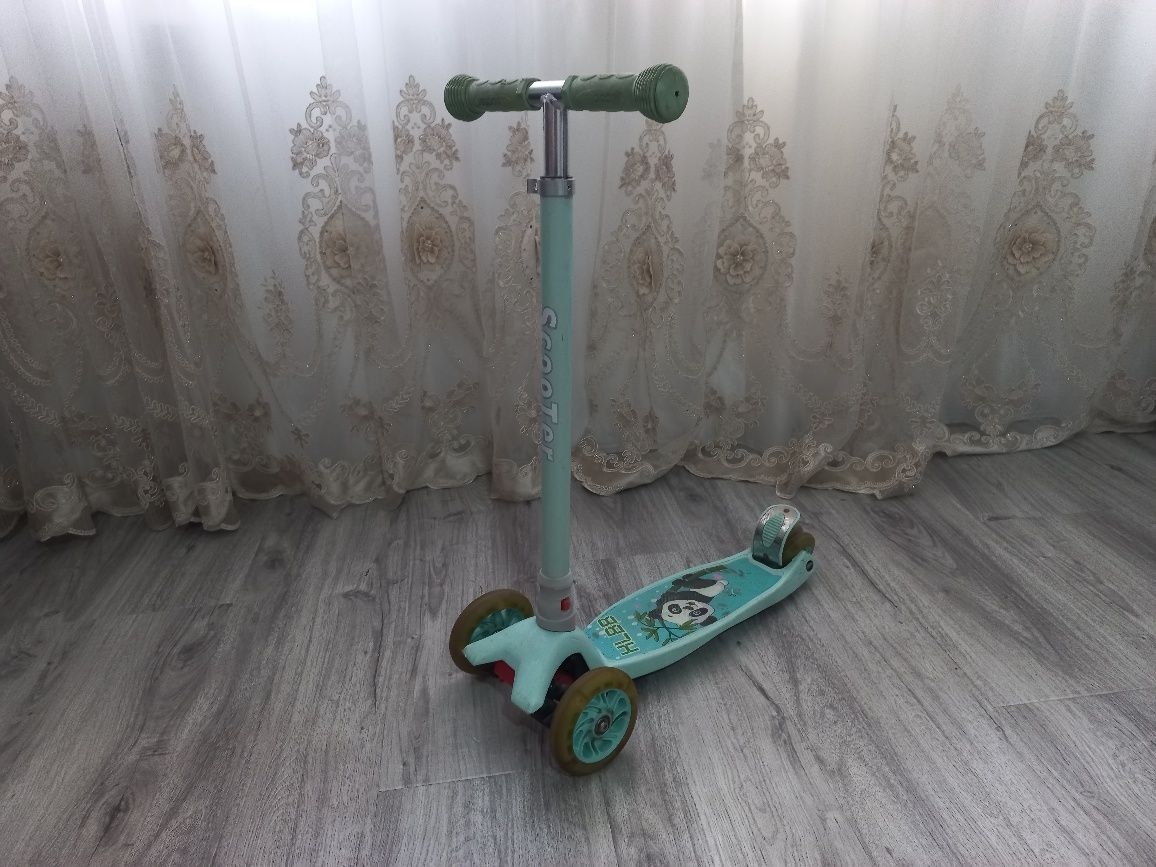 Продам два самоката