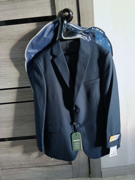 Новый костюм тройка тёмно-синий