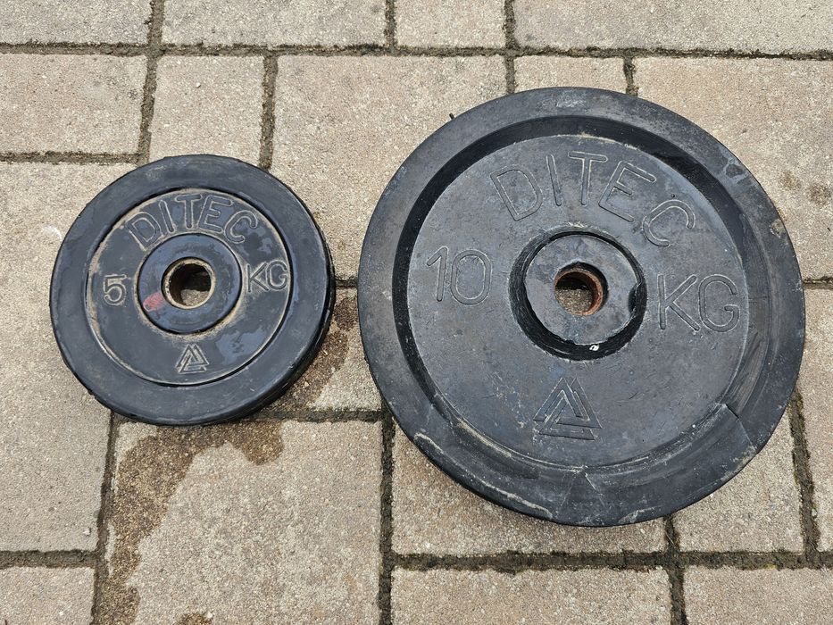 Vând 2 Discuri Greutăți Ditec de 5 și 10 kg, În Stare Foarte Bună