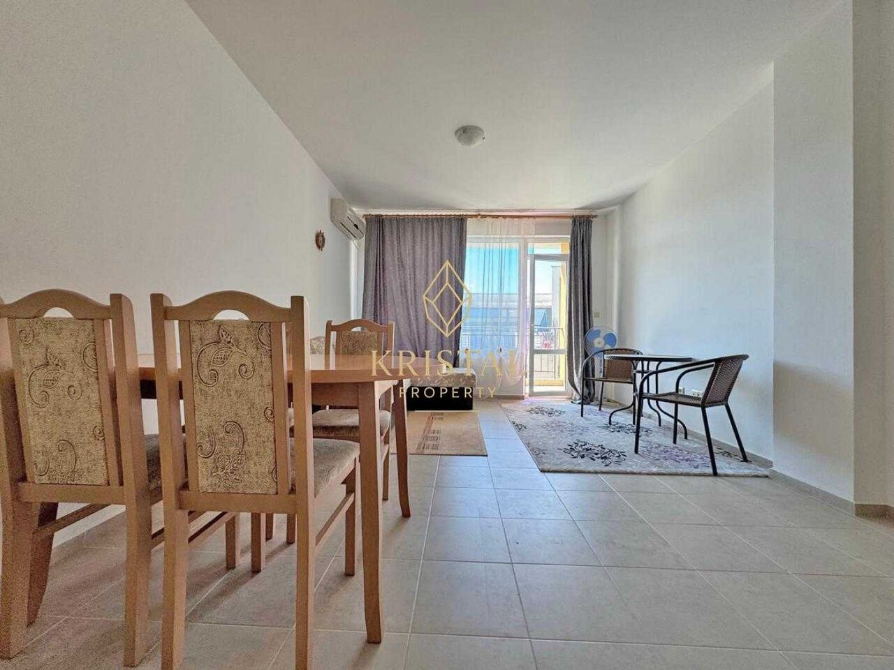 Продава се Двустаен апартамент в к.к. Слънчев бряг - 66 кв.м за 1114 €/кв.м - Снимка #3