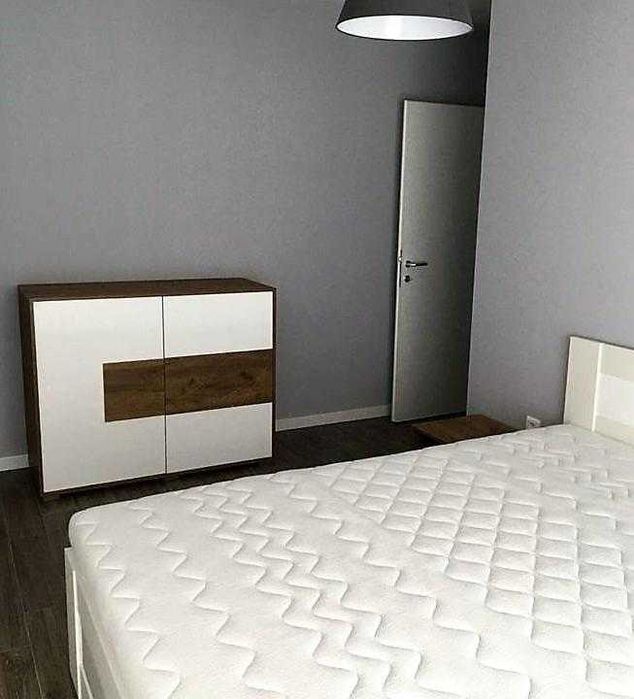 Дава се под наем Двустаен апартамент в Бургас, Изгрев - 56 кв.м за 204 € - Снимка #3