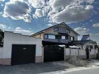 Vila P+2 - 560m2 utili, Garaj, Panouri Solare + Baterii +Pompa Caldura