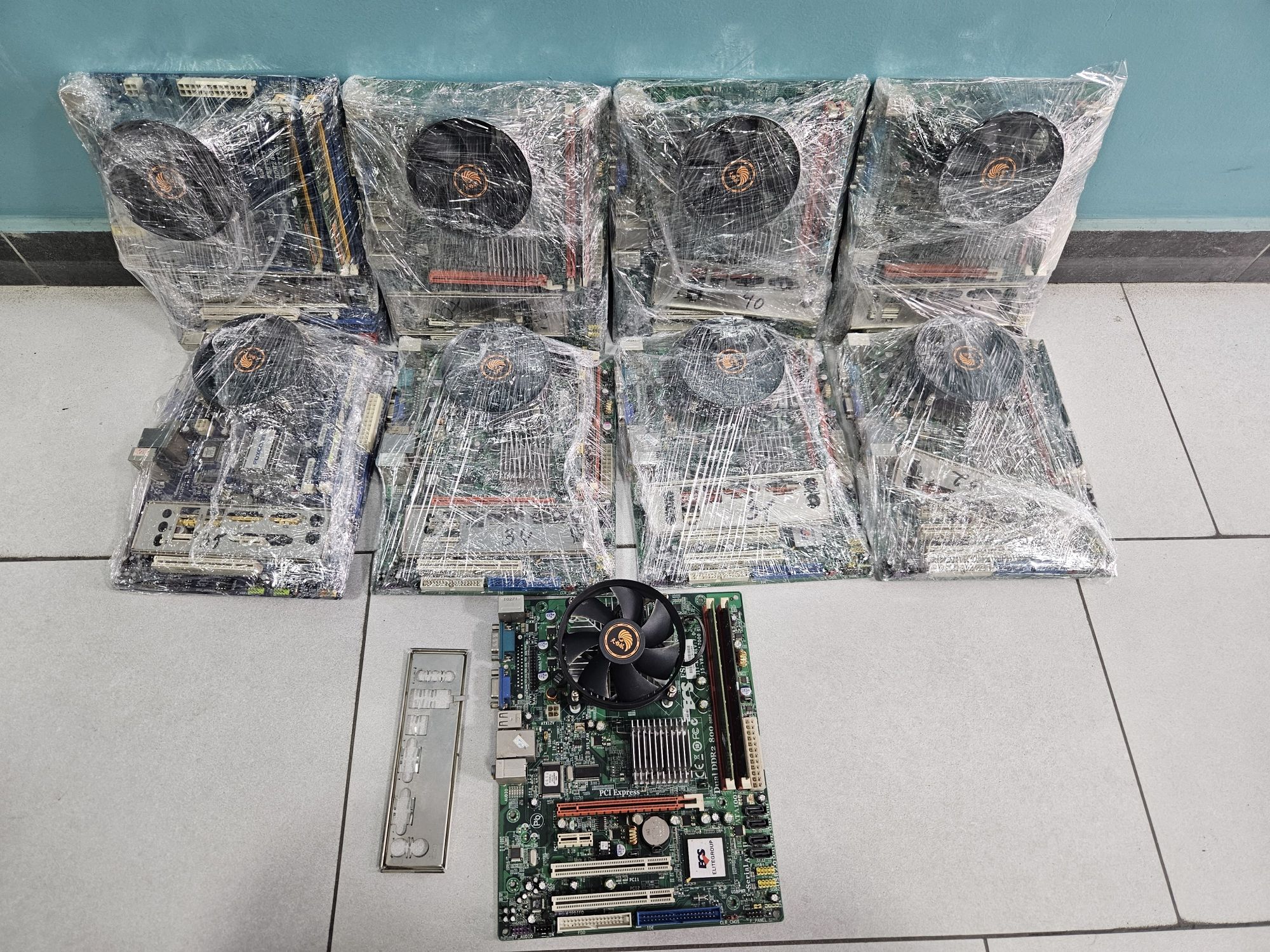 Плата G31 DDR2 4 дона