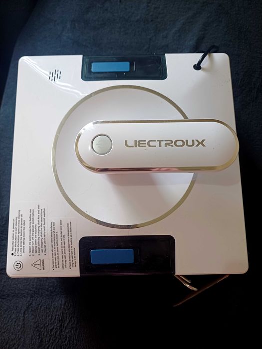 Робот за миене на прозорци