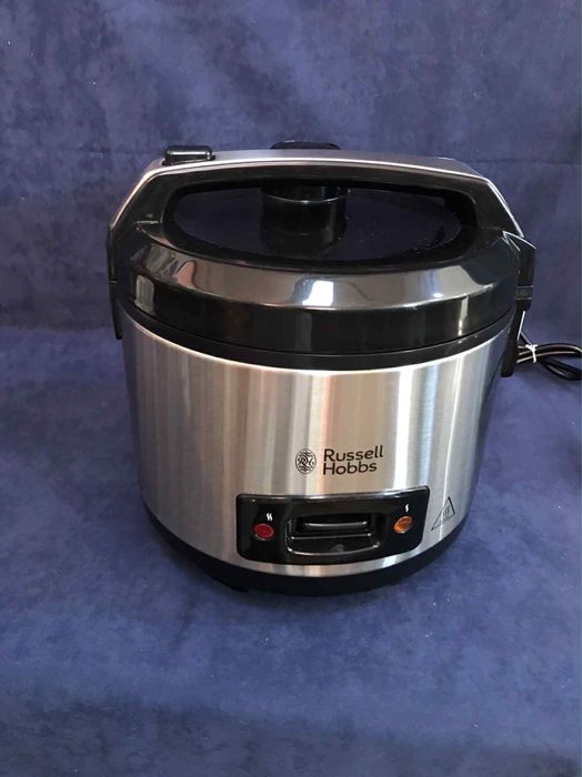 Уред за готвене на ориз Russell Hobbs