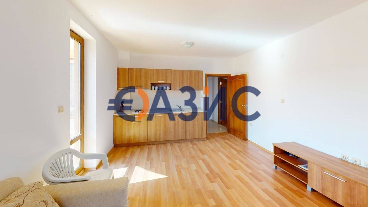 Продава се Тристаен апартамент в к.к. Слънчев бряг - 127 кв.м за 764 €/кв.м - Снимка #1