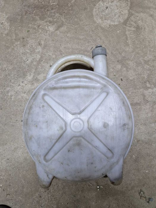 фляга канистра для воды пластиковая времен СССР на 5 литров