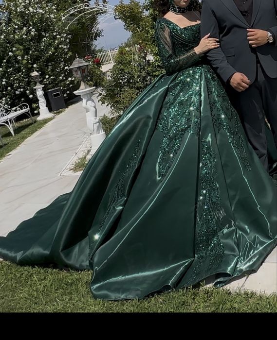 Годежна рокля