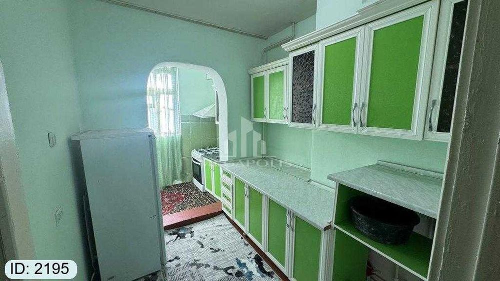 6 mikrda 2 xonali tayyor kvartira + 6 metr balkoni bn sotiladi №2195