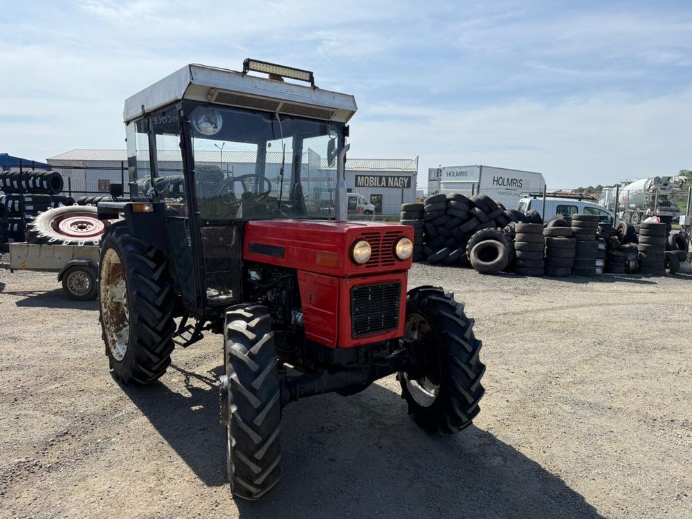 Universal UTB 640 DTC