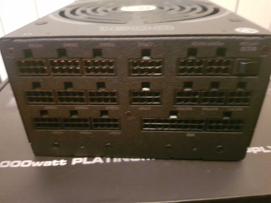 Захранвания EVGA SUPERNOVA P2 Platinum 1000W