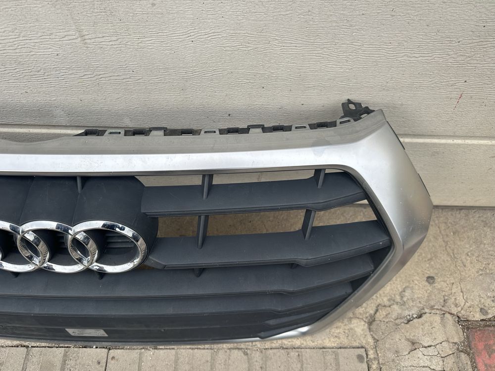 Решетка Audi Q5 FY 80A 80A853651