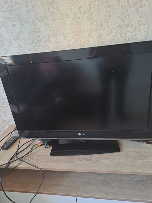 Продам телевизор