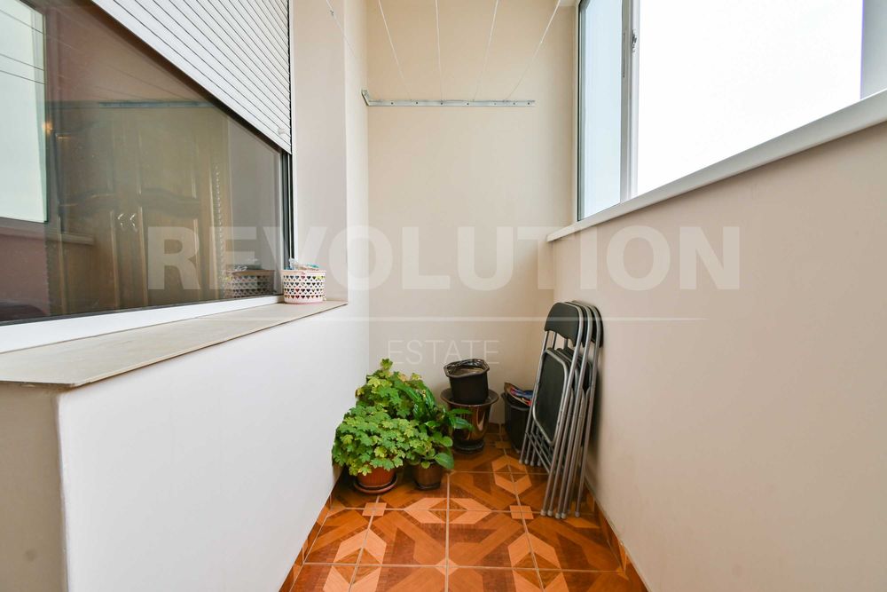 Продава се Тристаен апартамент в София, Гео Милев - 102 кв.м за 3432 €/кв.м - Снимка #10