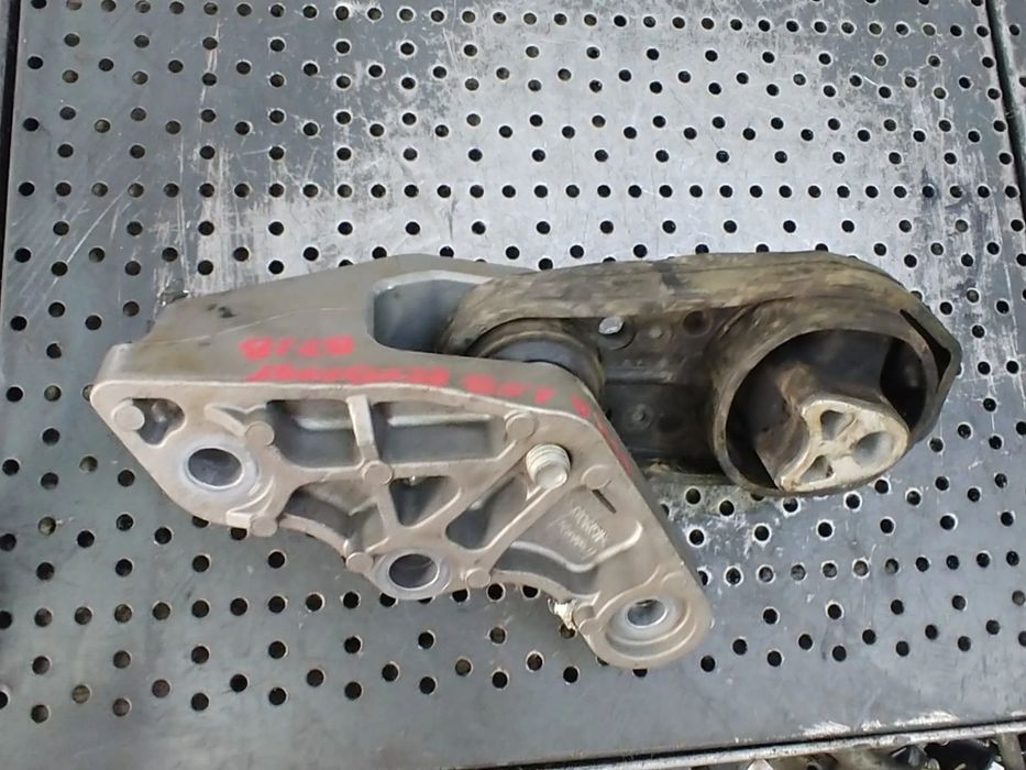 suport motor 1.0b b7jb  ecoboost hybrid  ford puma 2020