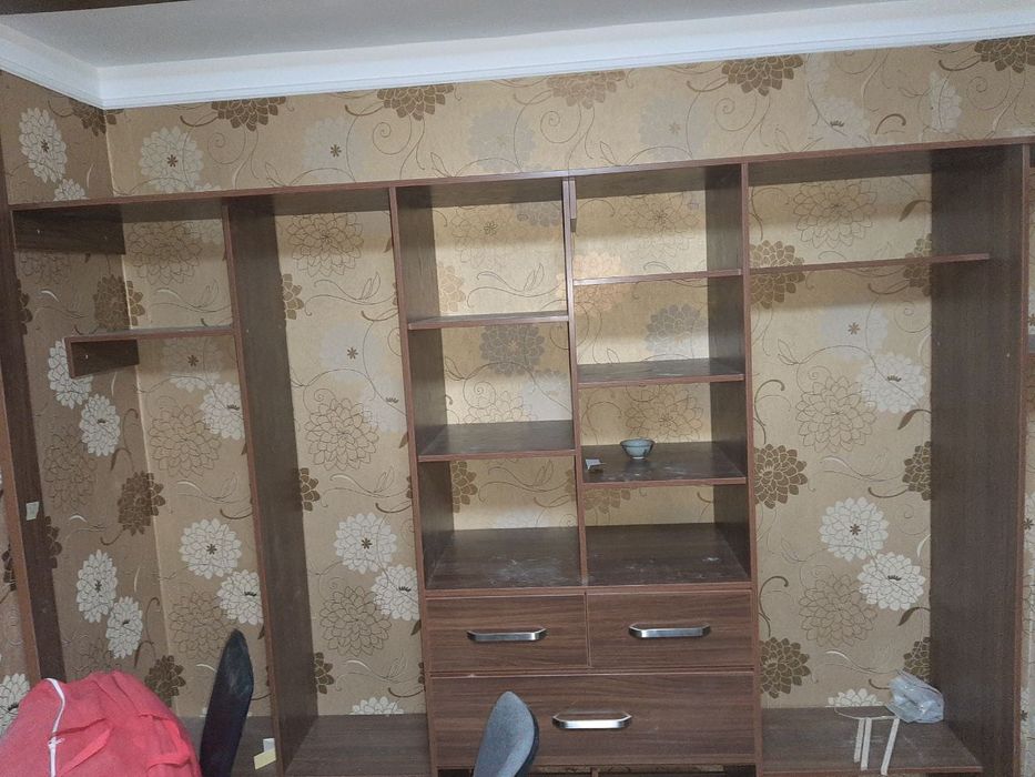 Продается встроенный шкаф-купе в разобранном виде.