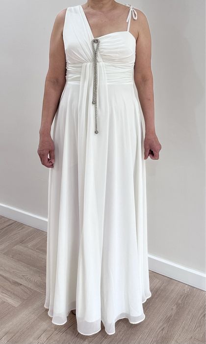 Вечерние платья