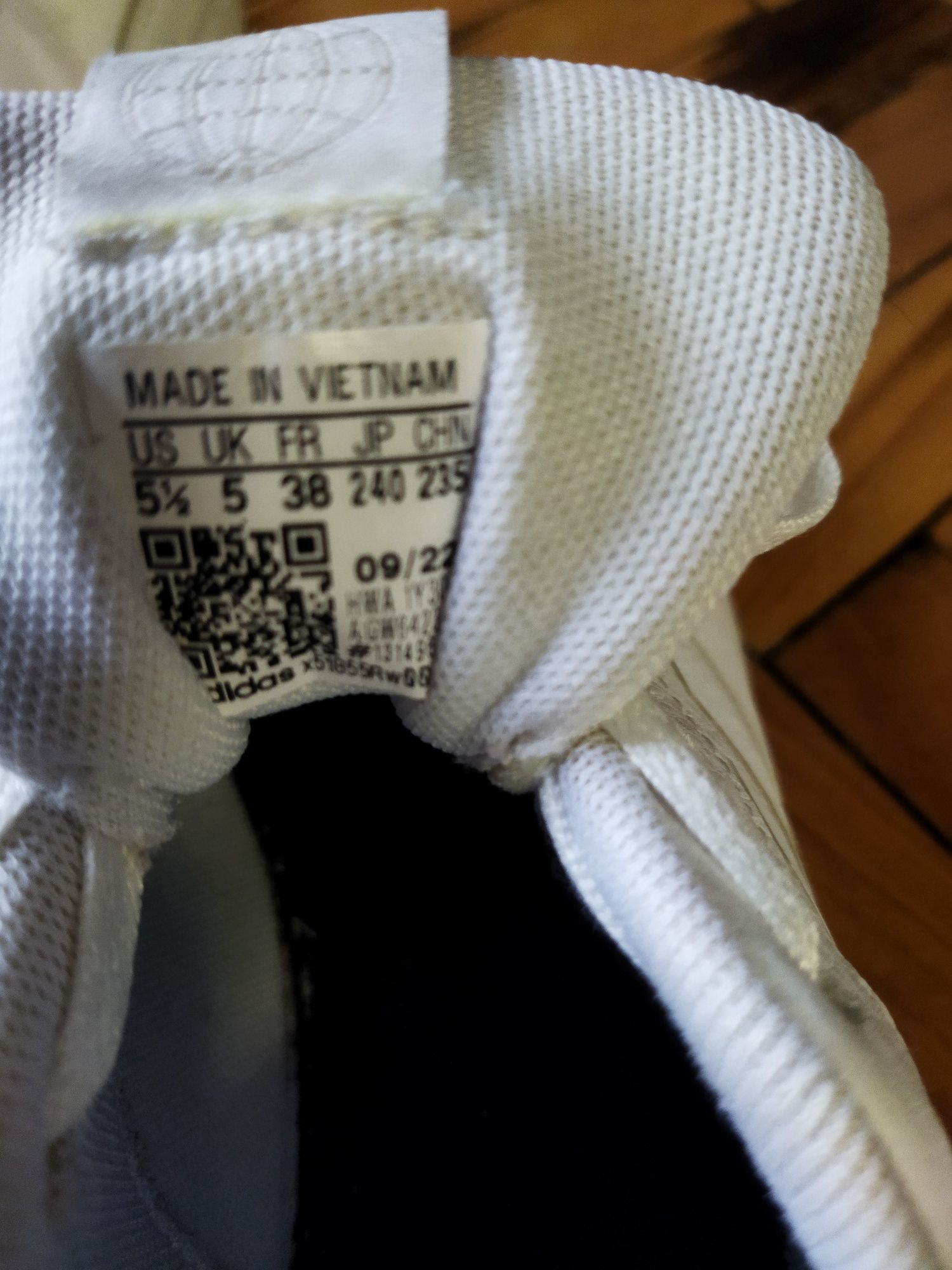 Раница с подарък маратонки  Adidas