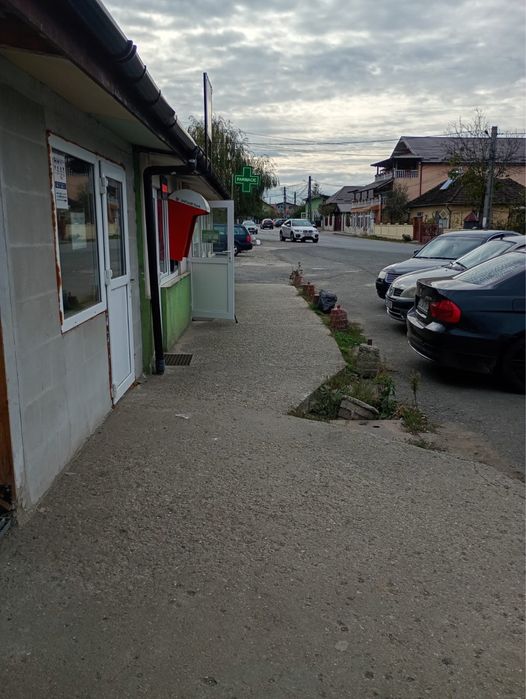 Inchiriez spatiu comercial centru Hereclean