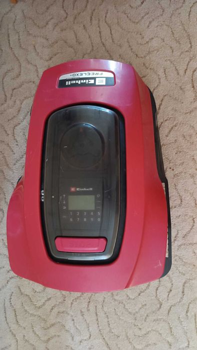 Robot tuns iarba Einhell Freelexo 1200 LCD BT