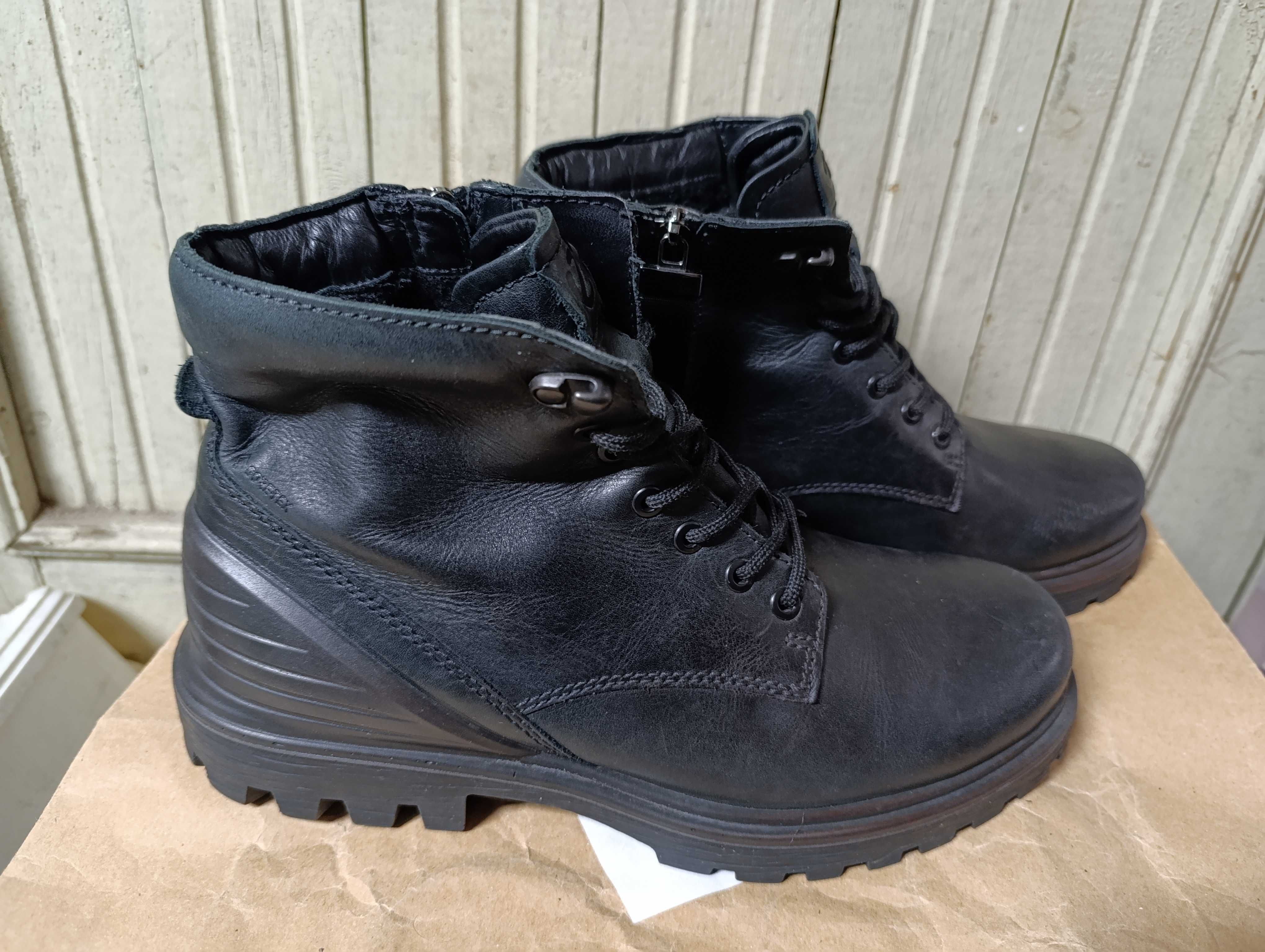 ''ECCO Kozaki Tredtray GORE-TEX''оригинални мъжки боти 42 номер