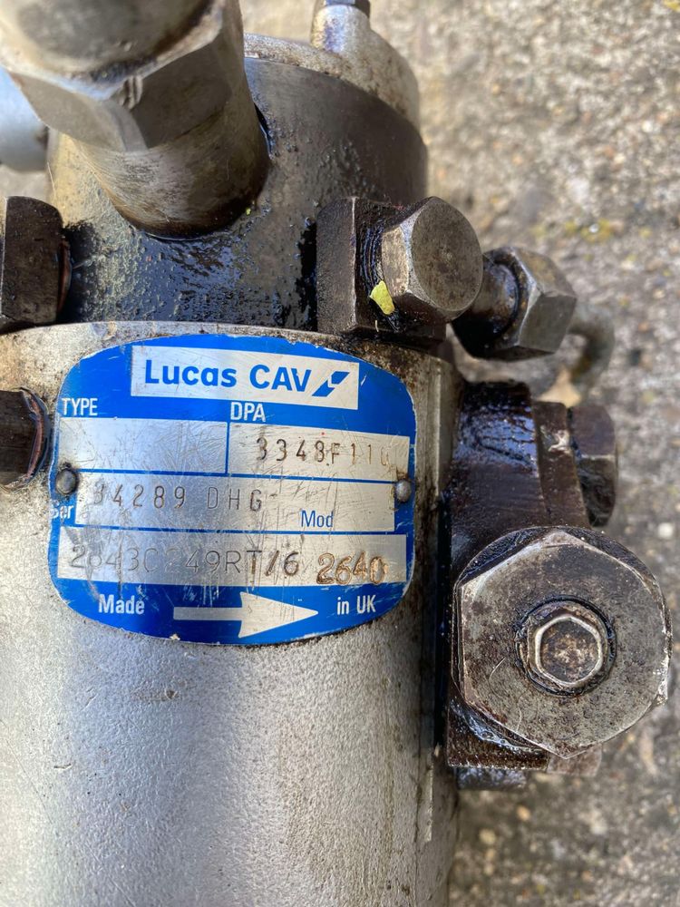 Pompa injectie tractor