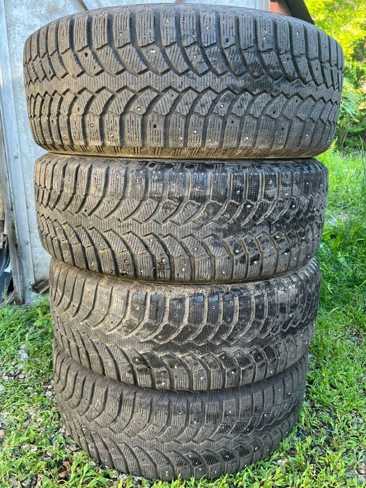 Резина зимняя R17