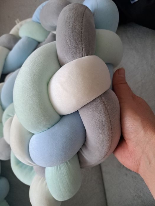 Protectie patut bebe impletita