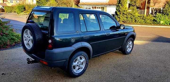 Dezmembrez Land Rover Freelander motor 2.0(Honda), 2.0 BMW