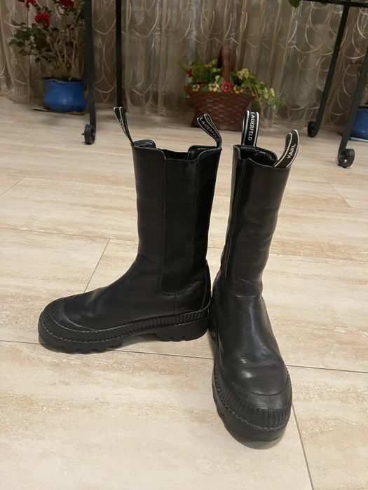 Сникърси   ASH ;Karl Lagerfeld