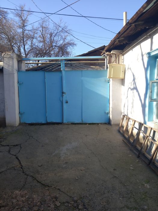 Дом Кукча махалла 4.7 соток земли старый дом под слом можно строится